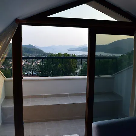 Aparthotel In Forest