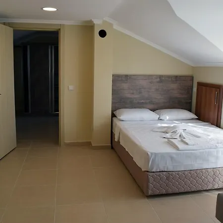 In Forest Aparthotel
