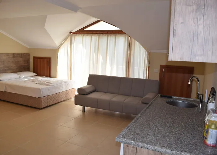 In Forest Apart-hotel 3*