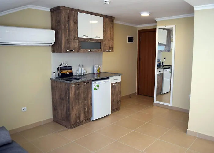 Apart-hotel In Forest 3*