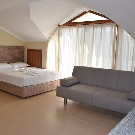 In Forest Aparthotel