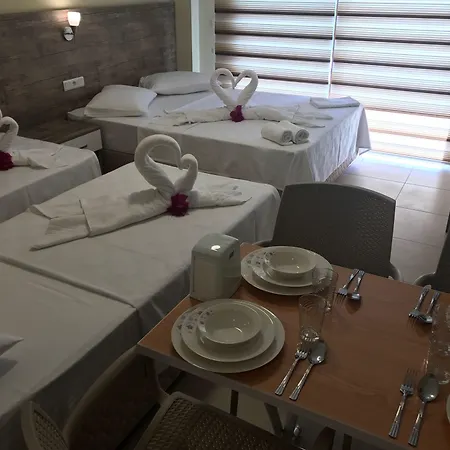 Aparthotel In Forest 3*