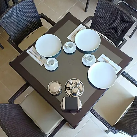 Aparthotel In Forest