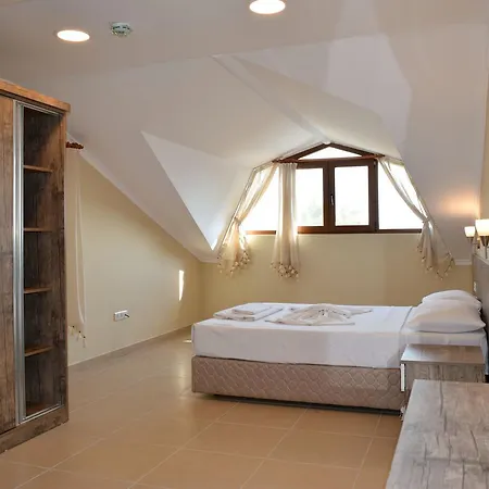In Forest Apart-hotel 3*