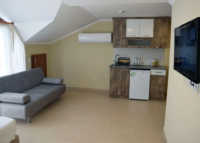 Aparthotel In Forest
